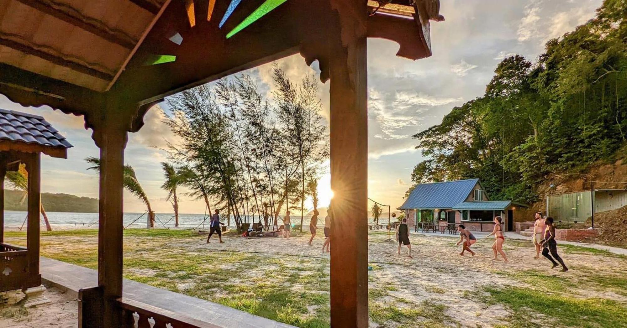 Langkawi Pantai Cenang - Private Beach Glamping Experience Zewnętrze zdjęcie